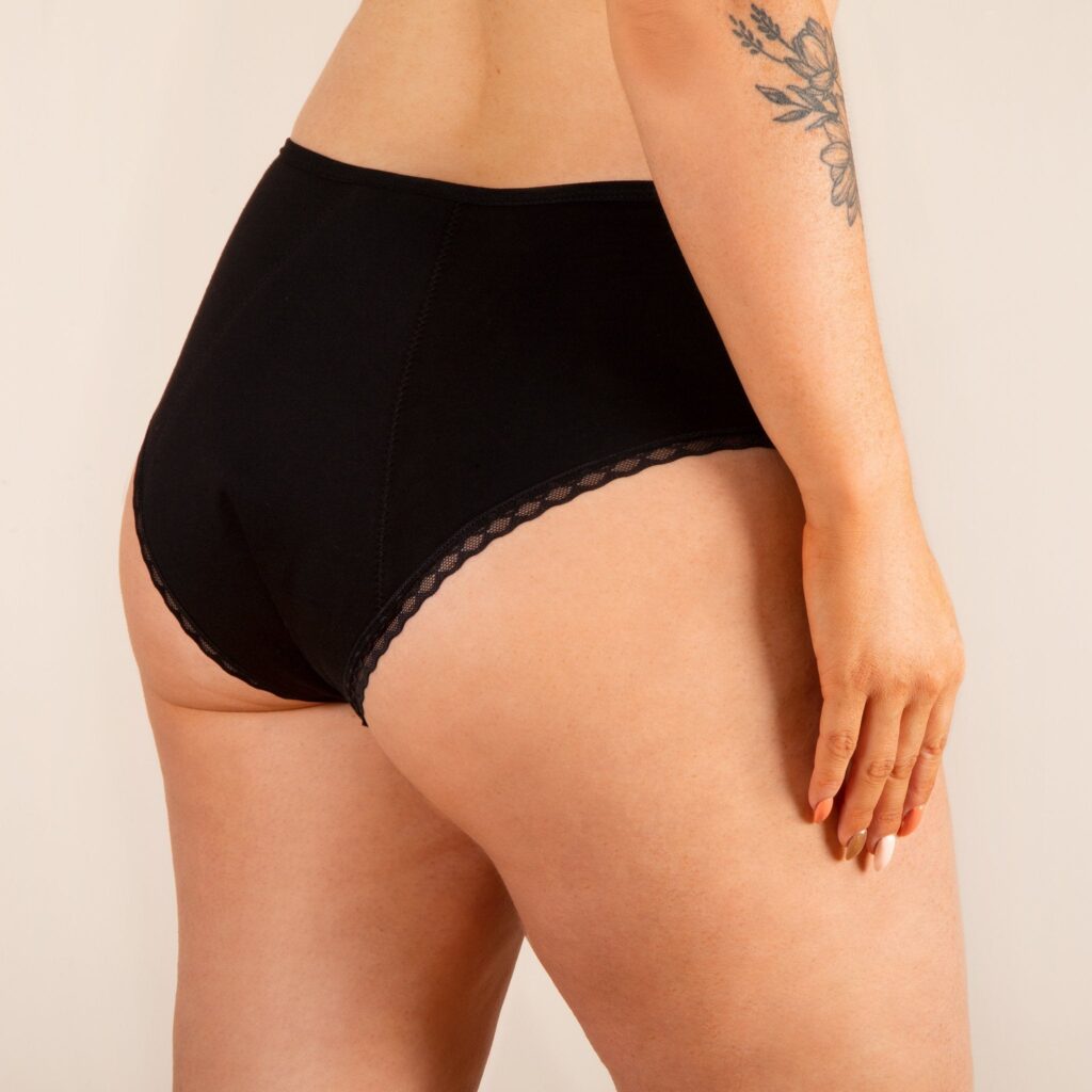 Culotte Menstruelle Chloé (taille haute) Mademoiselle Culotte vue de dos