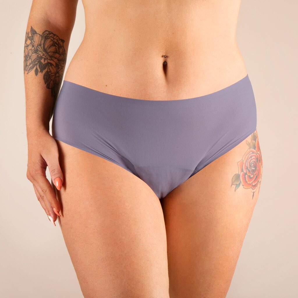 Culotte Menstruelle Lucie sans coutures Mademoiselle Culotte couleur violet