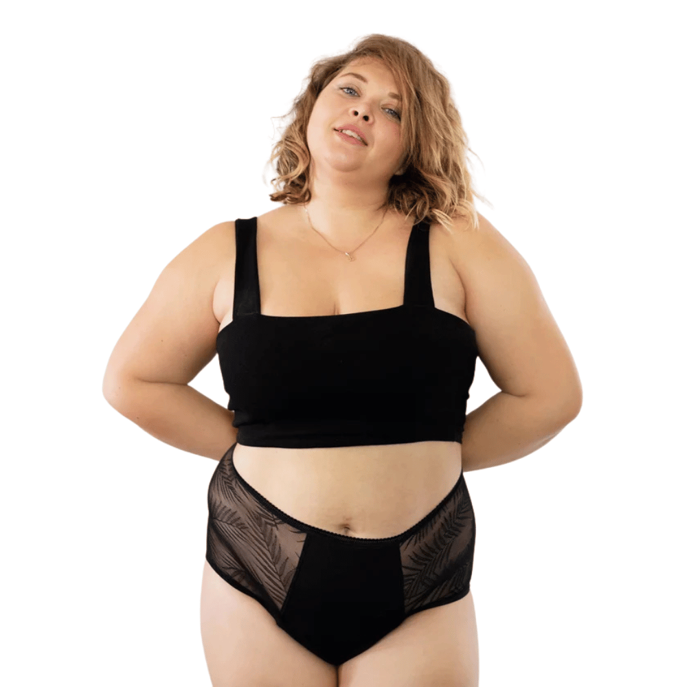une femme portant louloucup clara culotte menstruelle